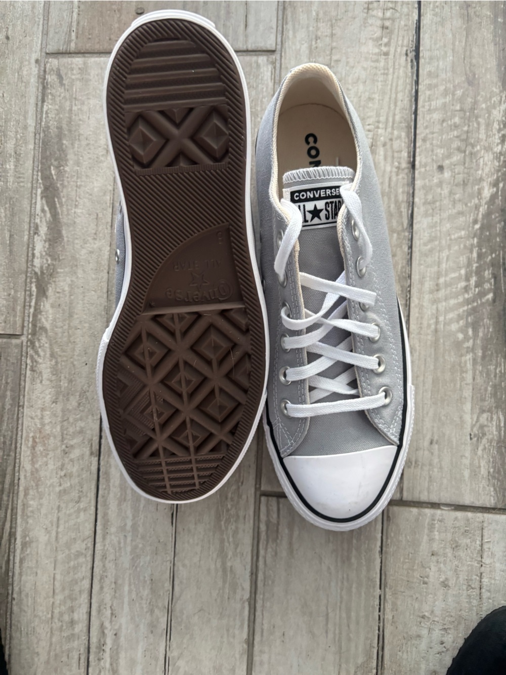 Converse Light Gray Low Top Platform Sneakers NWOT - Picture 5 of 6
